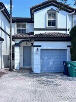 11643 NW 78th St in Medley, FL - Building Photo