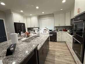 115 Craig Way NE in Fridley, MN - Building Photo - Building Photo