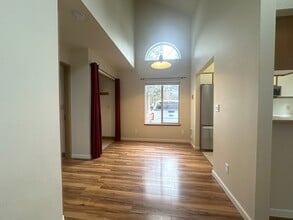 440 -442 SE McKinley Ave, Unit 440 in Bend, OR - Foto de edificio - Building Photo