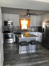 781 Terrace Dr in Newport News, VA - Building Photo - Building Photo