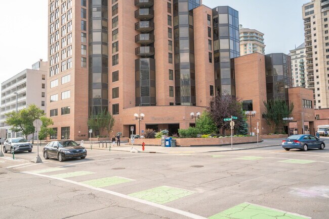 1100-1100 8 Ave SW in Calgary, AB - Building Photo - Building Photo