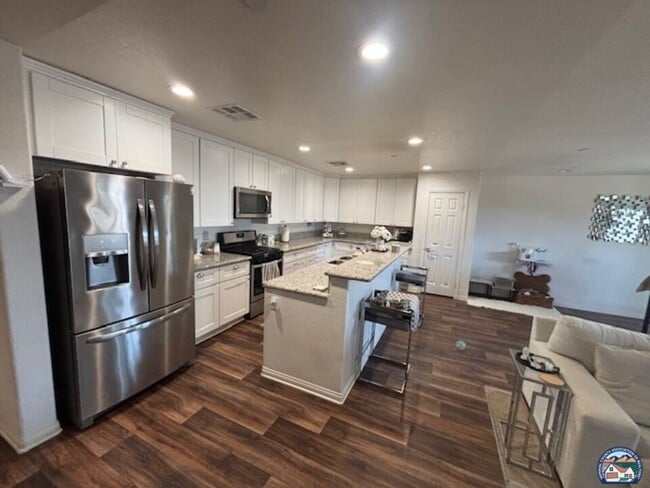 916 Fieldbrook Ct in Imperial, CA - Building Photo - Building Photo
