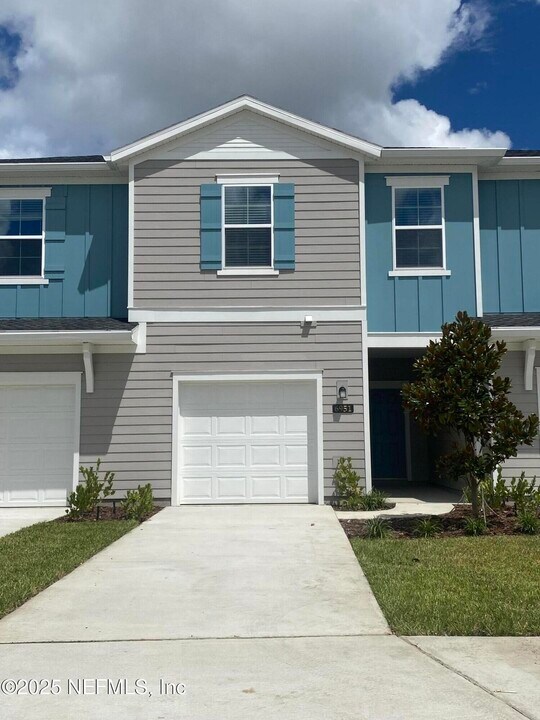 6951 Gable Grv Ave in Jacksonville, FL - Building Photo