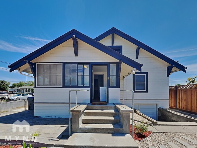 property at 845 N 14th St