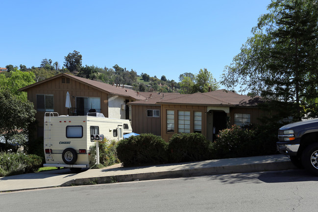 841-845 E 4th Ave in Escondido, CA - Building Photo - Building Photo