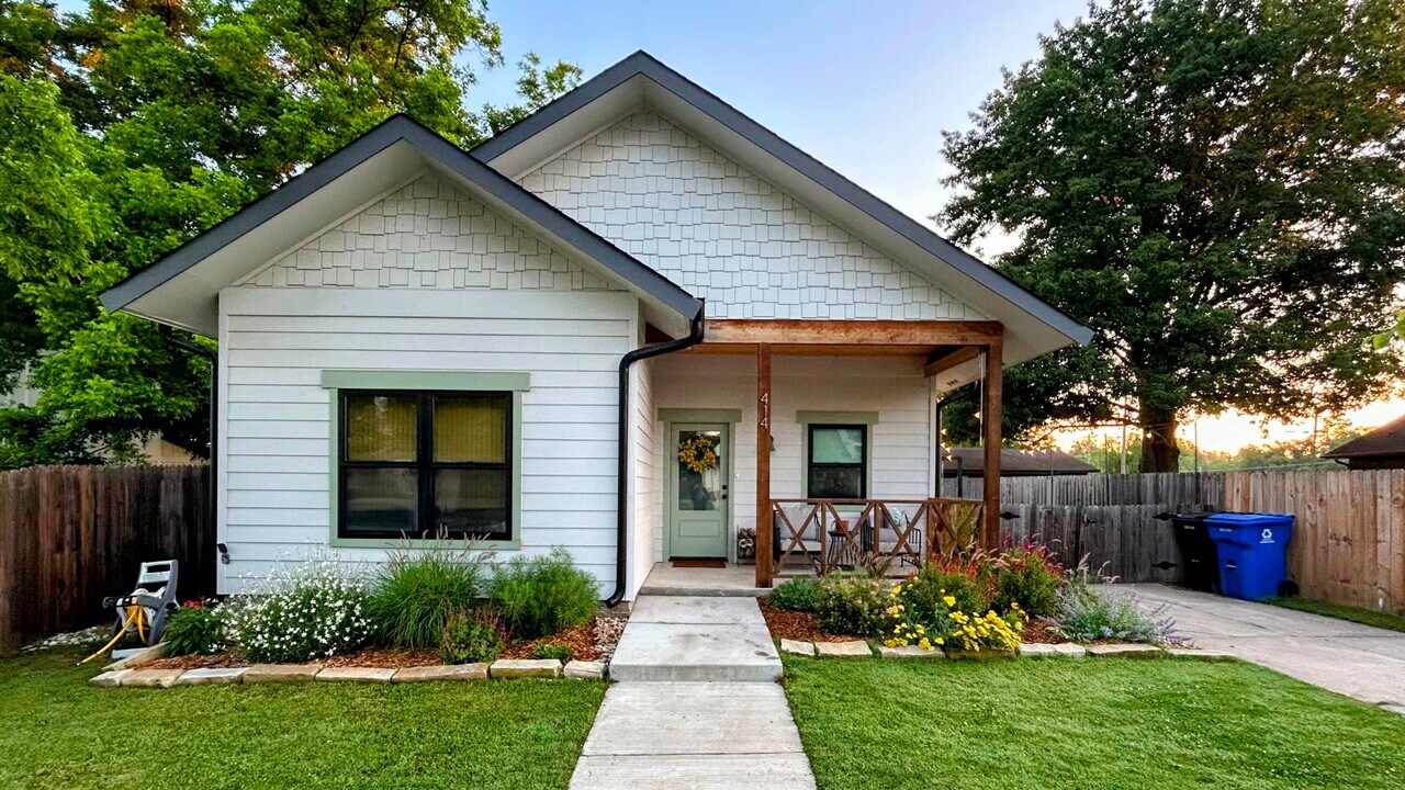 414 W Detroit St in Broken Arrow, OK - Building Photo