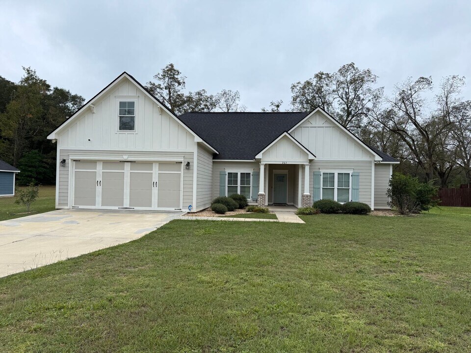 263 N Buck Run Dr in Leesburg, GA - Building Photo