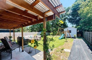 2318 Dewey St in Hollywood, FL - Building Photo