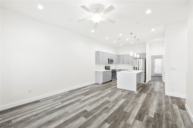 property at 11480 Roaring Peak Dr