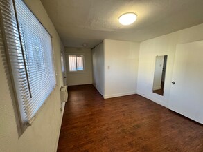 200 S Vendome St in Los Angeles, CA - Foto de edificio - Building Photo