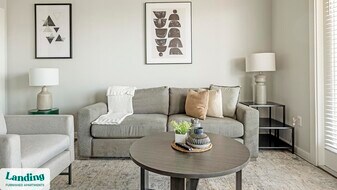 4300 Cromwell Dr in Kyle, TX - Building Photo