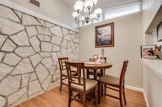 404 Franklin Blvd, Unit B in Austin, TX - Building Photo - Building Photo