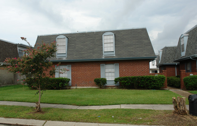 3004 Houma Blvd in Metairie, LA - Building Photo - Building Photo