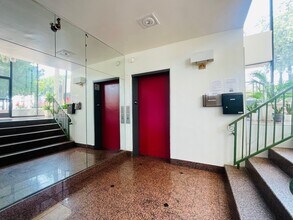 St. Andrews Place Apartments in Los Angeles, CA - Foto de edificio - Building Photo
