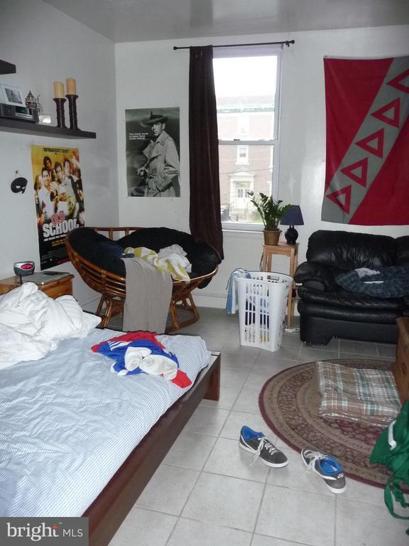 3235 Powelton Ave in Philadelphia, PA - Building Photo - Building Photo