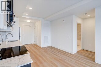 1333 Weber St E in Kitchener, ON - Building Photo - Building Photo