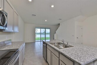 233 Mangrove Shade Cir in Apollo Beach, FL - Building Photo - Building Photo
