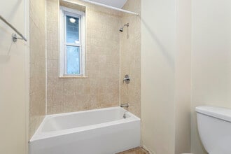 46 Brackett St, Unit 46-2 in Boston, MA - Building Photo - Building Photo