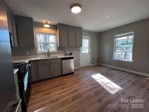 407 Stirrup Ct in Charlotte, NC - Building Photo - Building Photo