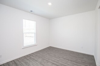 101 Goshawk St in Braselton, GA - Building Photo - Building Photo