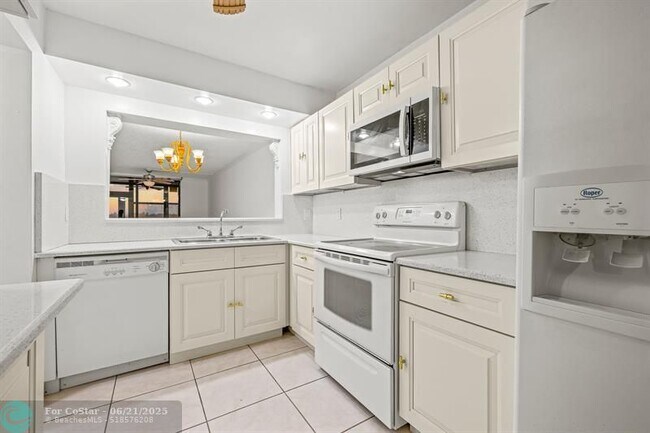 property at 110 Lake Emerald Dr