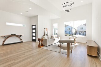 8133 Cabot St in Houston, TX - Building Photo - Building Photo