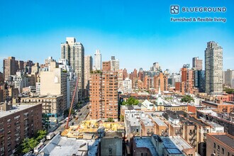 200 E 82nd St in New York, NY - Building Photo - Building Photo