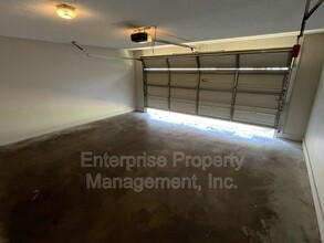 7901 Deer Trail Ln in Memphis, TN - Building Photo - Building Photo