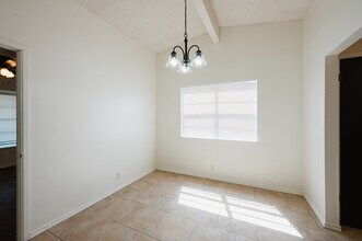 5122 Sunnyside Dr in Midland, TX - Building Photo - Building Photo