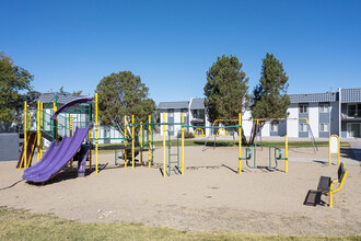 Via Apartments in Albuquerque, NM - Building Photo - Other