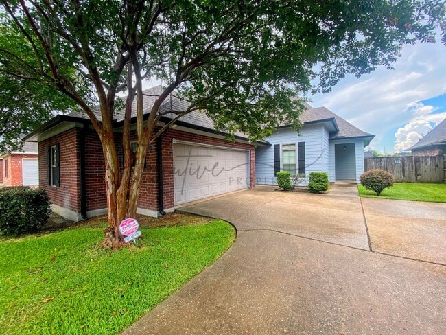 property at 2131 La Cache Dr