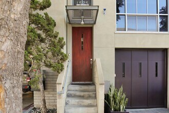 1575 Kettner Blvd in San Diego, CA - Building Photo - Building Photo