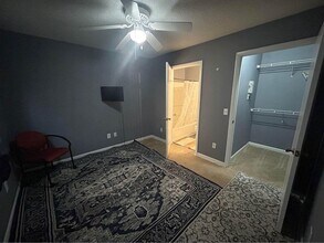 1251 University Ct, Unit 1 in Raleigh, NC - Foto de edificio - Building Photo