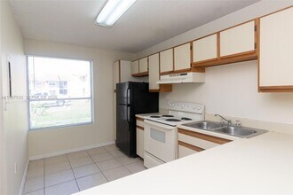 2157 SW 80th Terrace, Unit 2157 in Miramar, FL - Building Photo - Building Photo