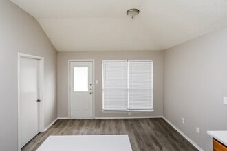 2508 Helen Ln in Mesquite, TX - Building Photo - Building Photo