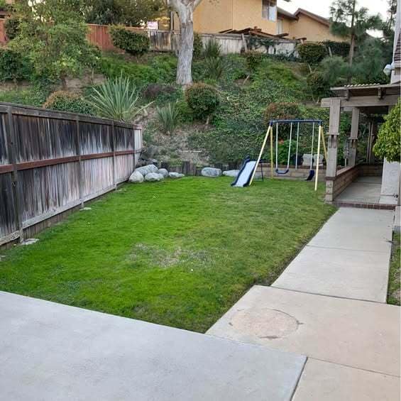 1825 Coachwood Ct in Hacienda Heights, CA - Foto de edificio - Building Photo