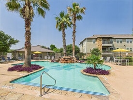 Springmarc in San Marcos, TX - Building Photo