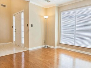 895 Thoroughbred Trce in Sugar Hill, GA - Building Photo - Building Photo
