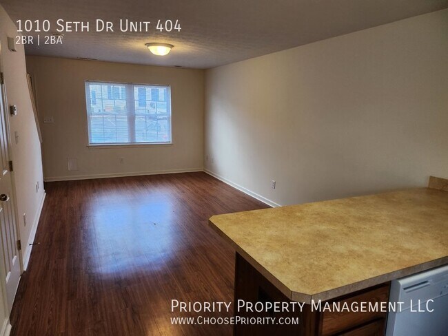 1010 Seth Dr-Unit -404 in Staunton, VA - Foto de edificio - Building Photo