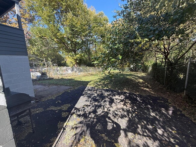 7129 Dawson Pl in Jennings, MO - Foto de edificio - Building Photo