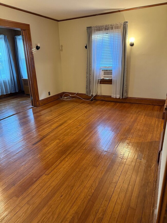 property at 18 Chamberlain Ave