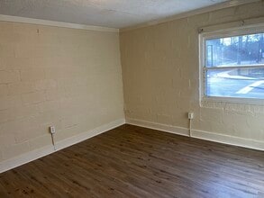 7301 Oporto Madrid Blvd S in Birmingham, AL - Foto de edificio - Building Photo