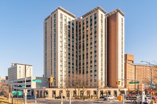 Apex in Forest Hills, NY - Building Photo