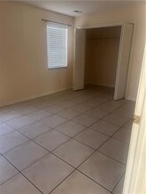 3425 Century Dr in Cumming, GA - Foto de edificio - Building Photo