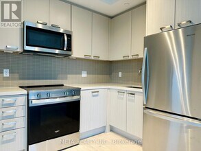 20 Soudan Ave in Toronto, ON - Building Photo - Building Photo