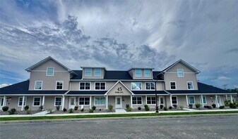 45 Park Ave in Wallkill, NY - Building Photo