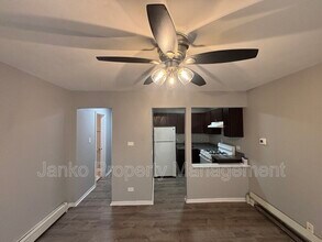 3343 Commercial Ave in South Chicago Heights, IL - Building Photo - Building Photo