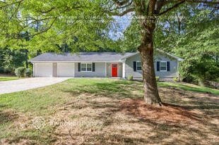3487 Bramblevine Cir in Stonecrest, GA - Building Photo