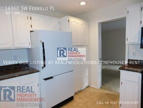 16960 SW Ferrelo Pl in Beaverton, OR - Building Photo - Building Photo