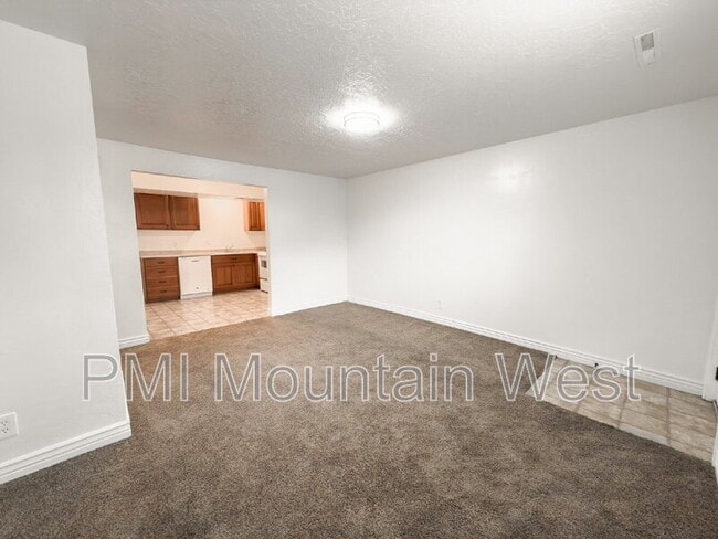 2007 Nevada Cir in Provo, UT - Building Photo - Building Photo